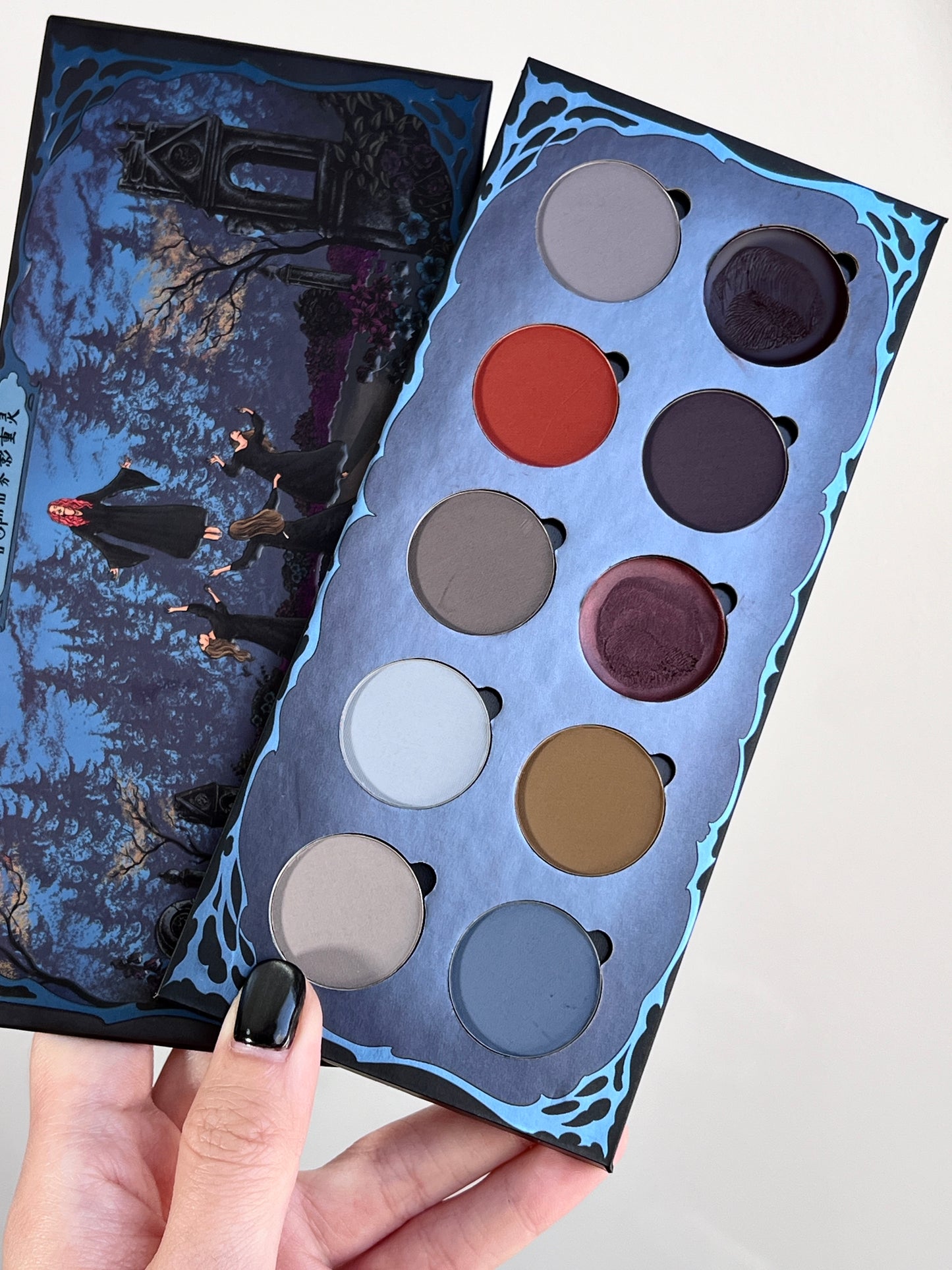 Almost Gone ! Misty Spirit 雾影重灵 All Matte Eyeshadow Palette