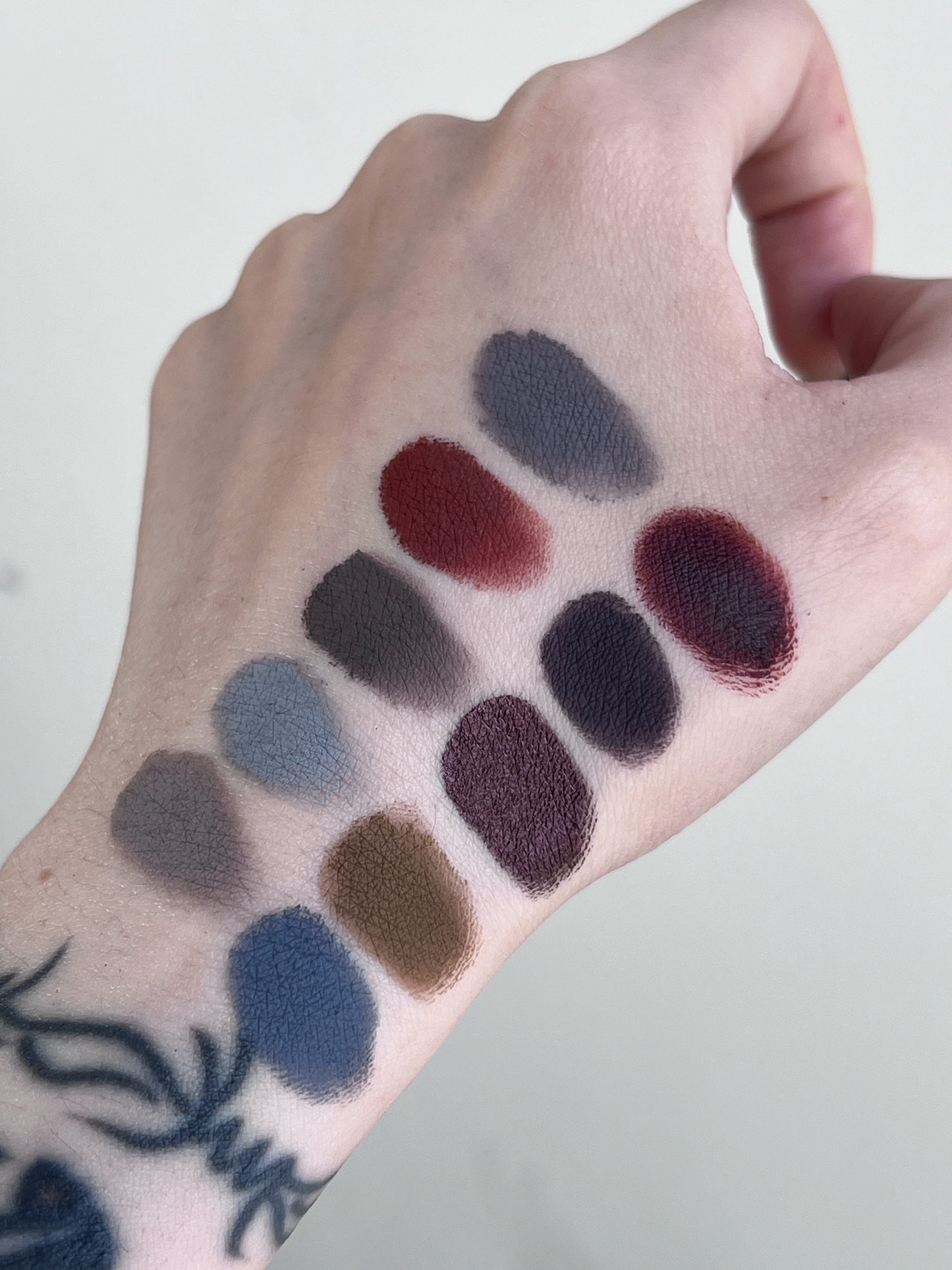 Almost Gone ! Misty Spirit 雾影重灵 All Matte Eyeshadow Palette