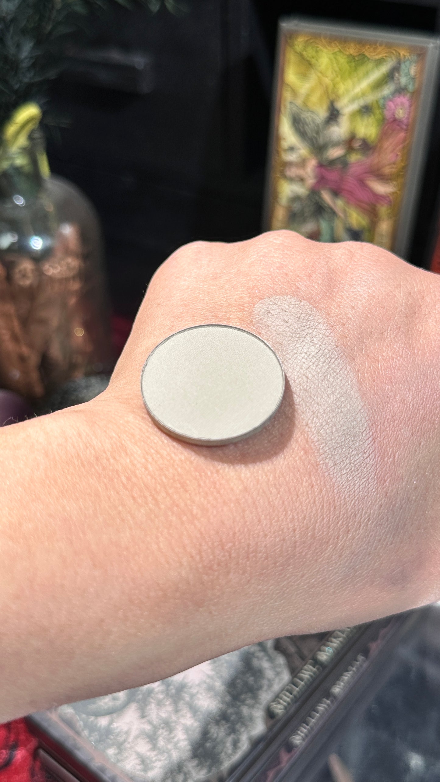 ALL SINGLE EYESHADOW( From EYESHADOW PALETTE)