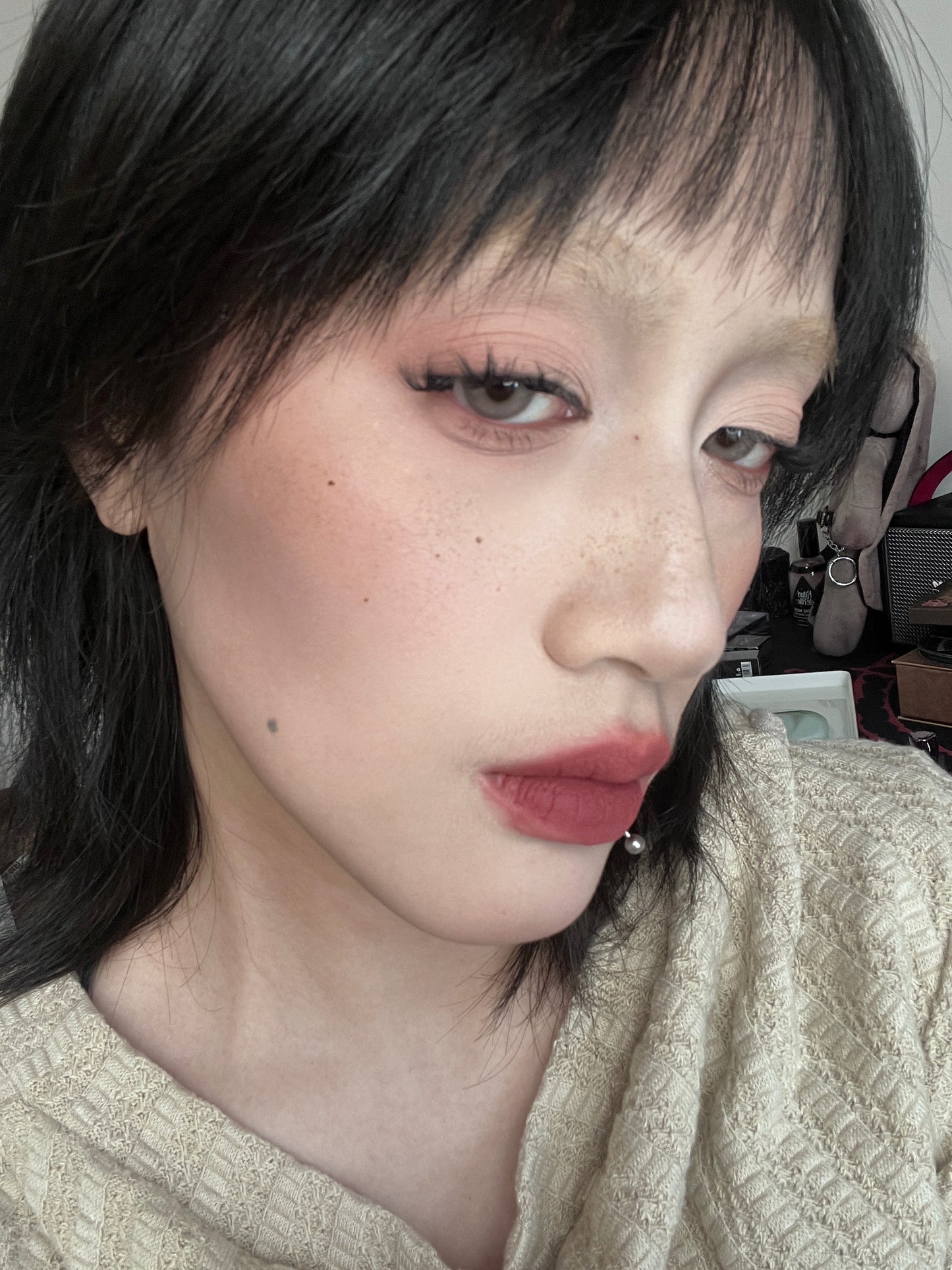 PRESENT Multi Use Highlighter Palette ｜ Lip & Cheek Mud Love Story | Crush