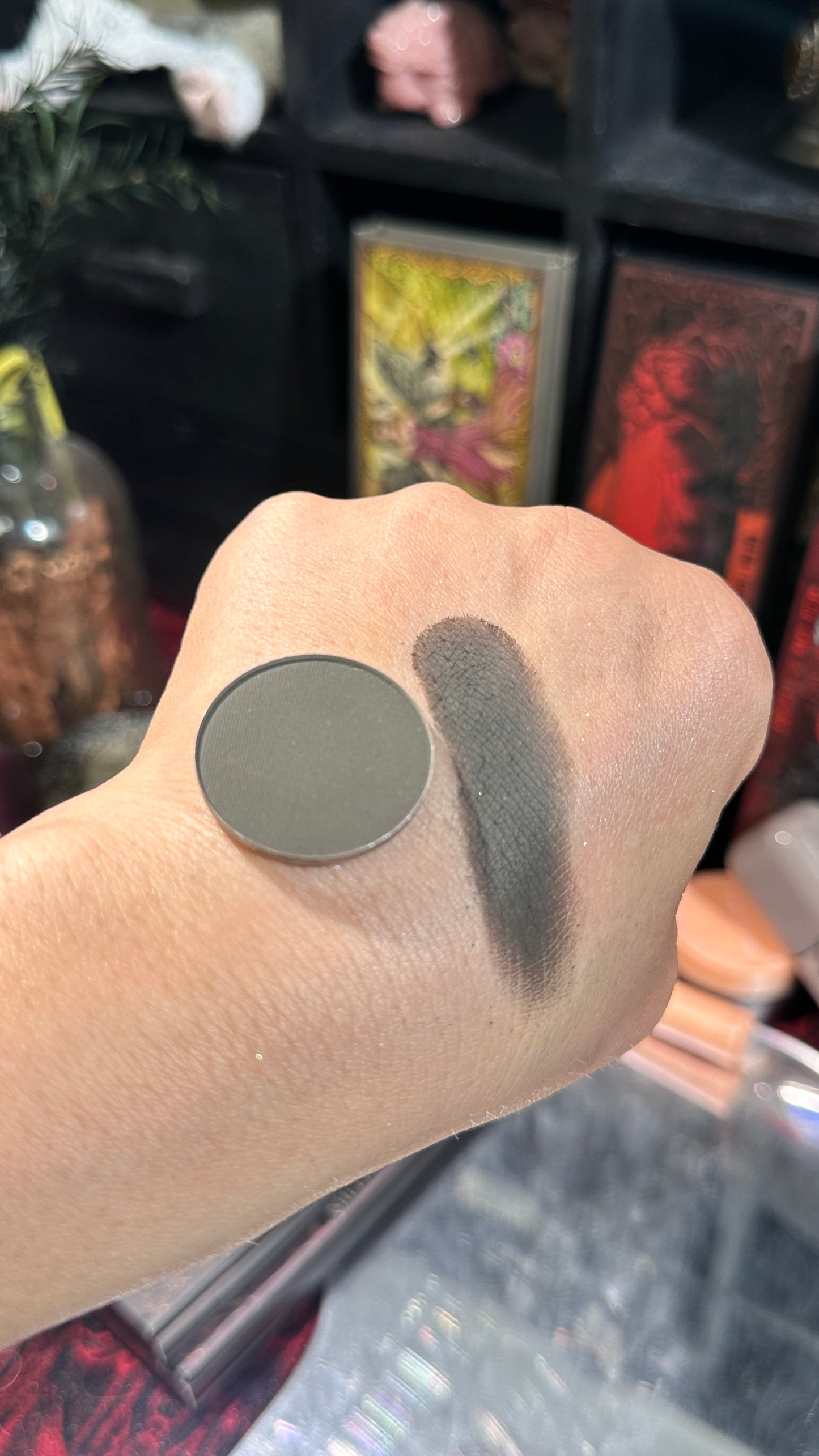 ALL SINGLE EYESHADOW( From EYESHADOW PALETTE)