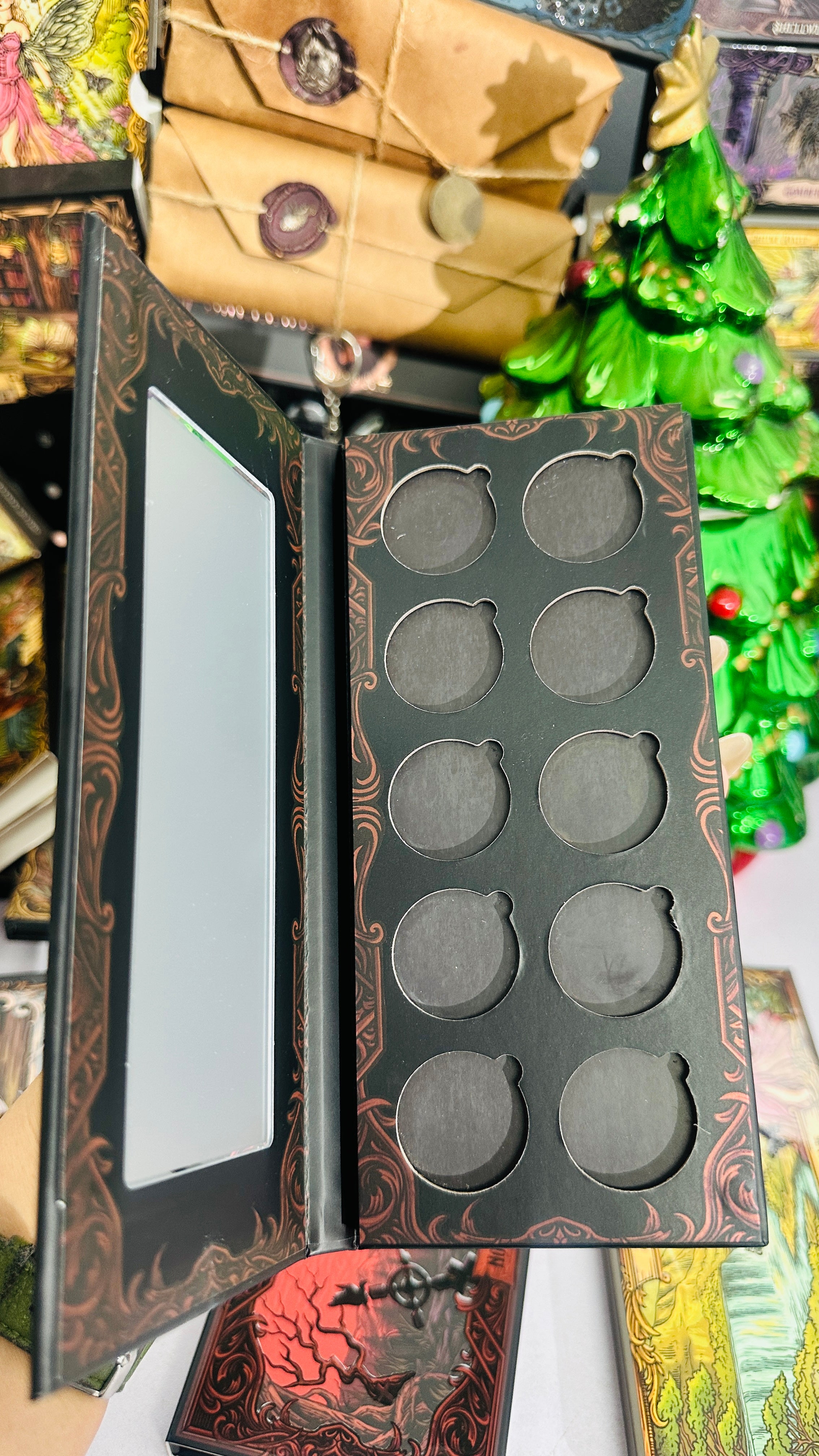 Shellwe Makeup x Ghoul Nocturnal Flame Collection 夜焰系列