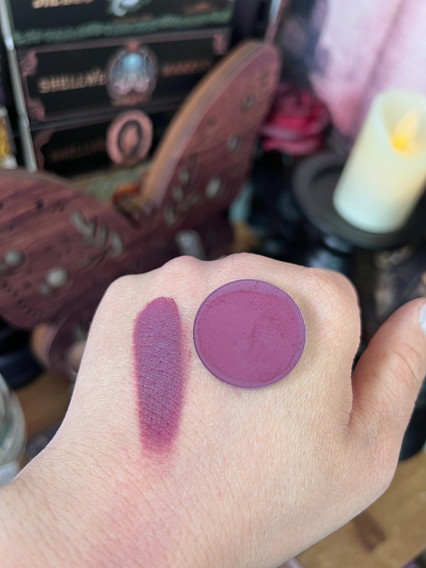 ALL SINGLE EYESHADOW( From EYESHADOW PALETTE)