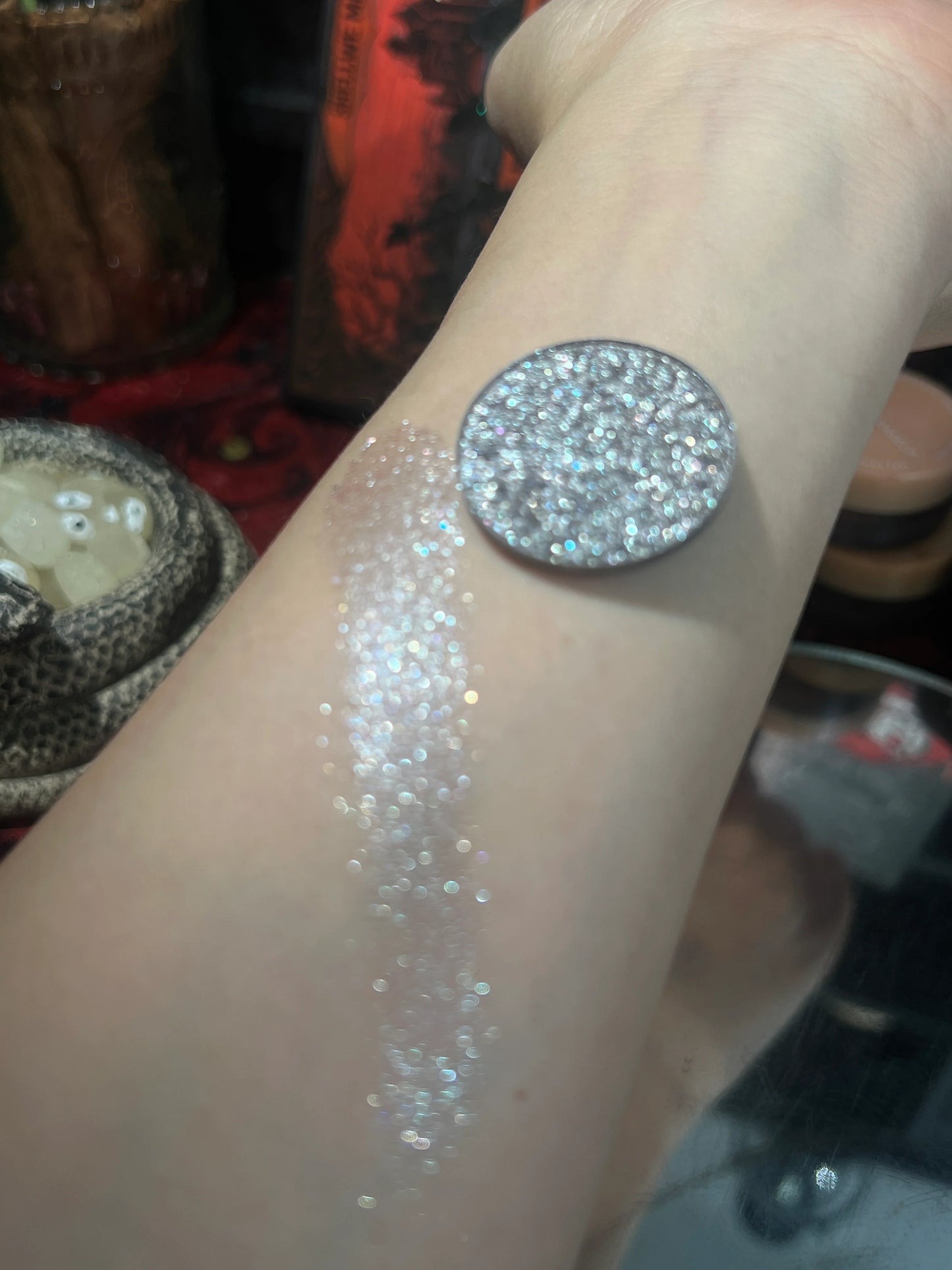 ALL SINGLE EYESHADOW( From EYESHADOW PALETTE)